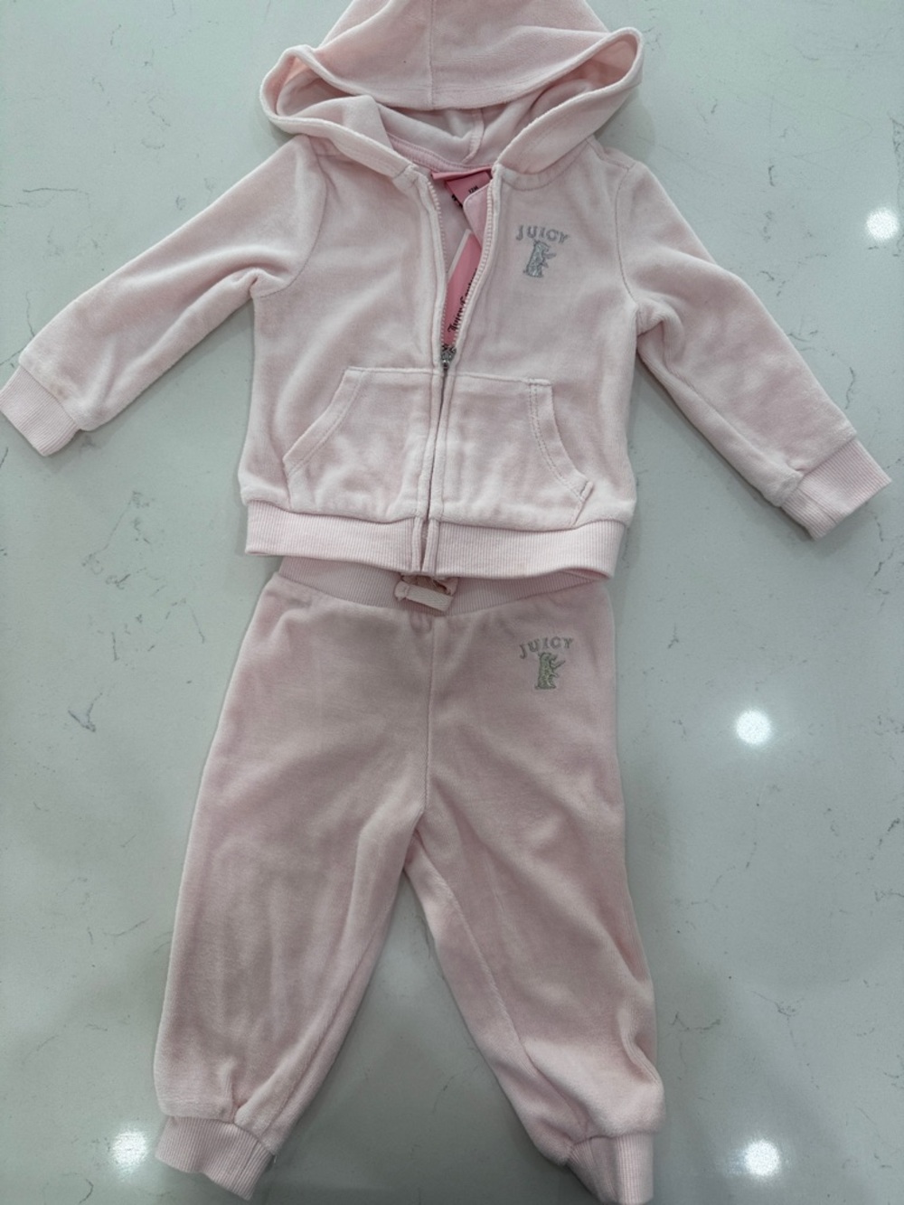 NWT-Juicy Couture 2pcs- Velour Hoodie & Joggers Set with rhinestones size 12M